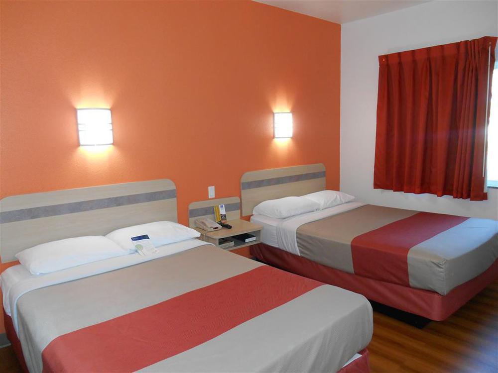 Motel 6-Mission, Tx 部屋 写真